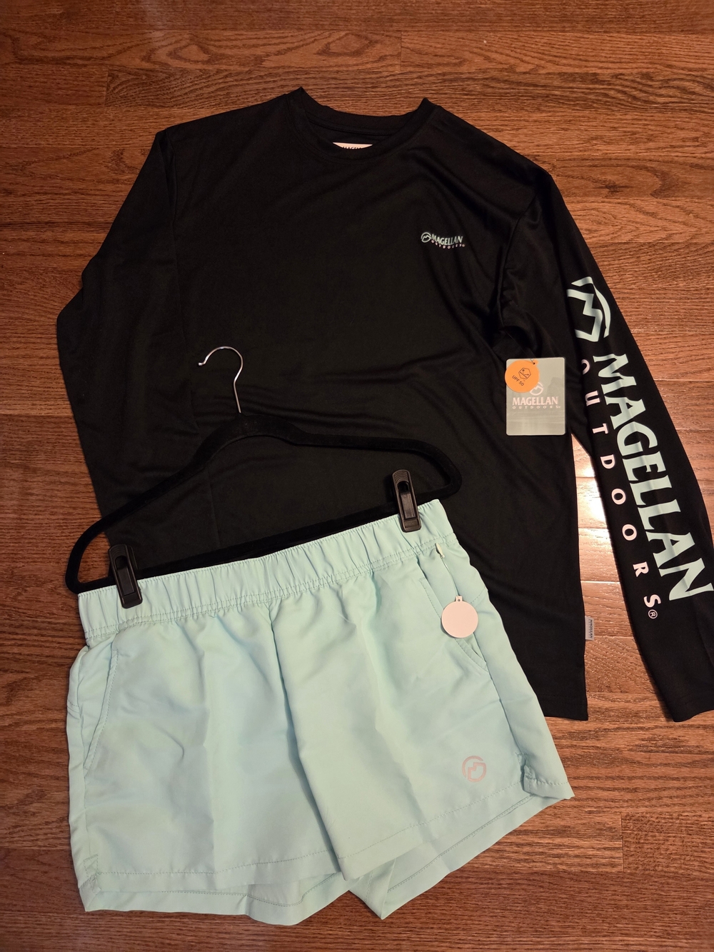 NWT Magellan Outdoors, Women's UPF 50, Top, Small (Shorts Not Included)